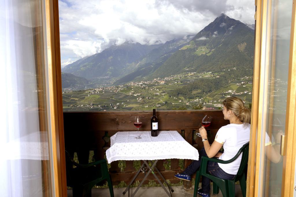 Vila Krebishof Agriturismo Schenna Pokoj fotografie